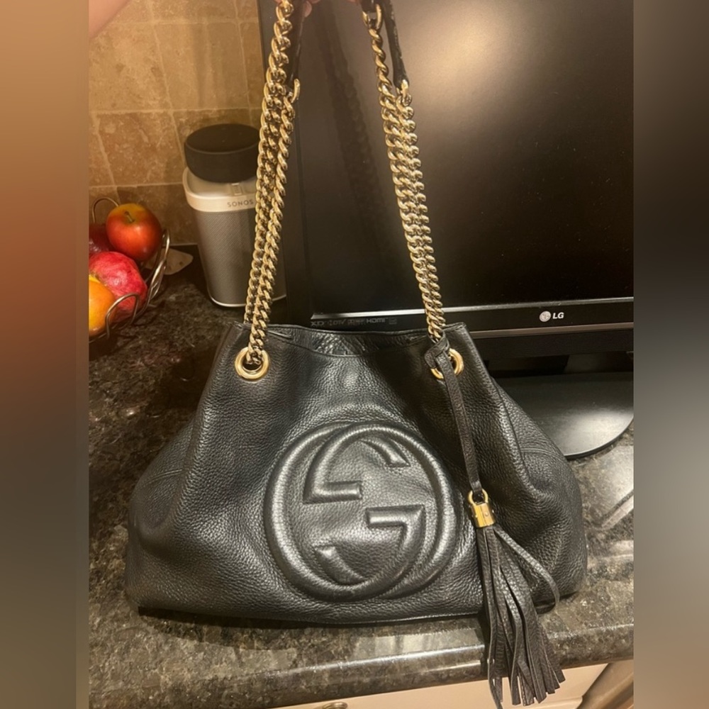 Gucci pebbled calfskin soho chain bag